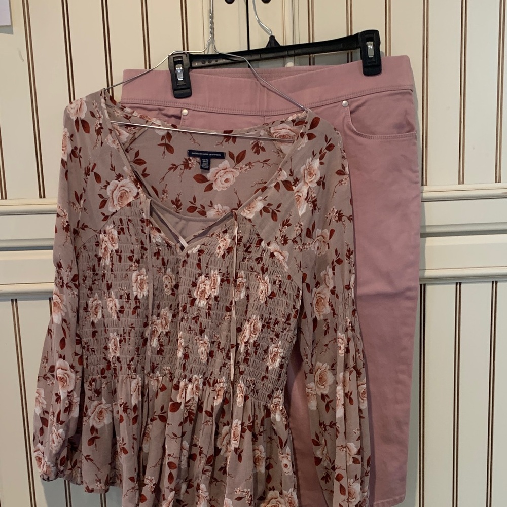 American Eagle Outfitters Floral Camisole Pink/Brown,Gloria Vanderbilt capris